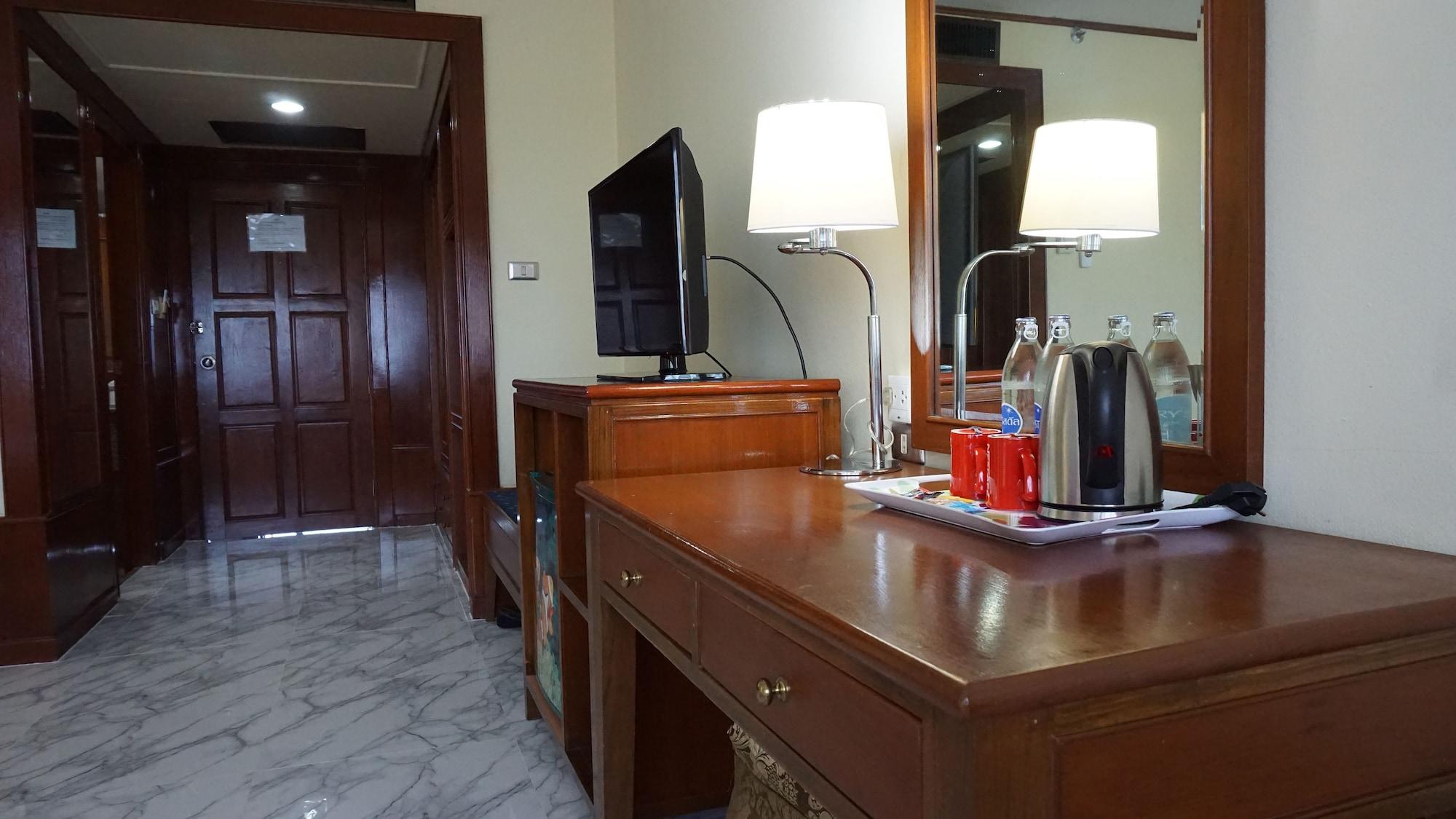 Wattana Park Hotel Trang Ngoại thất bức ảnh