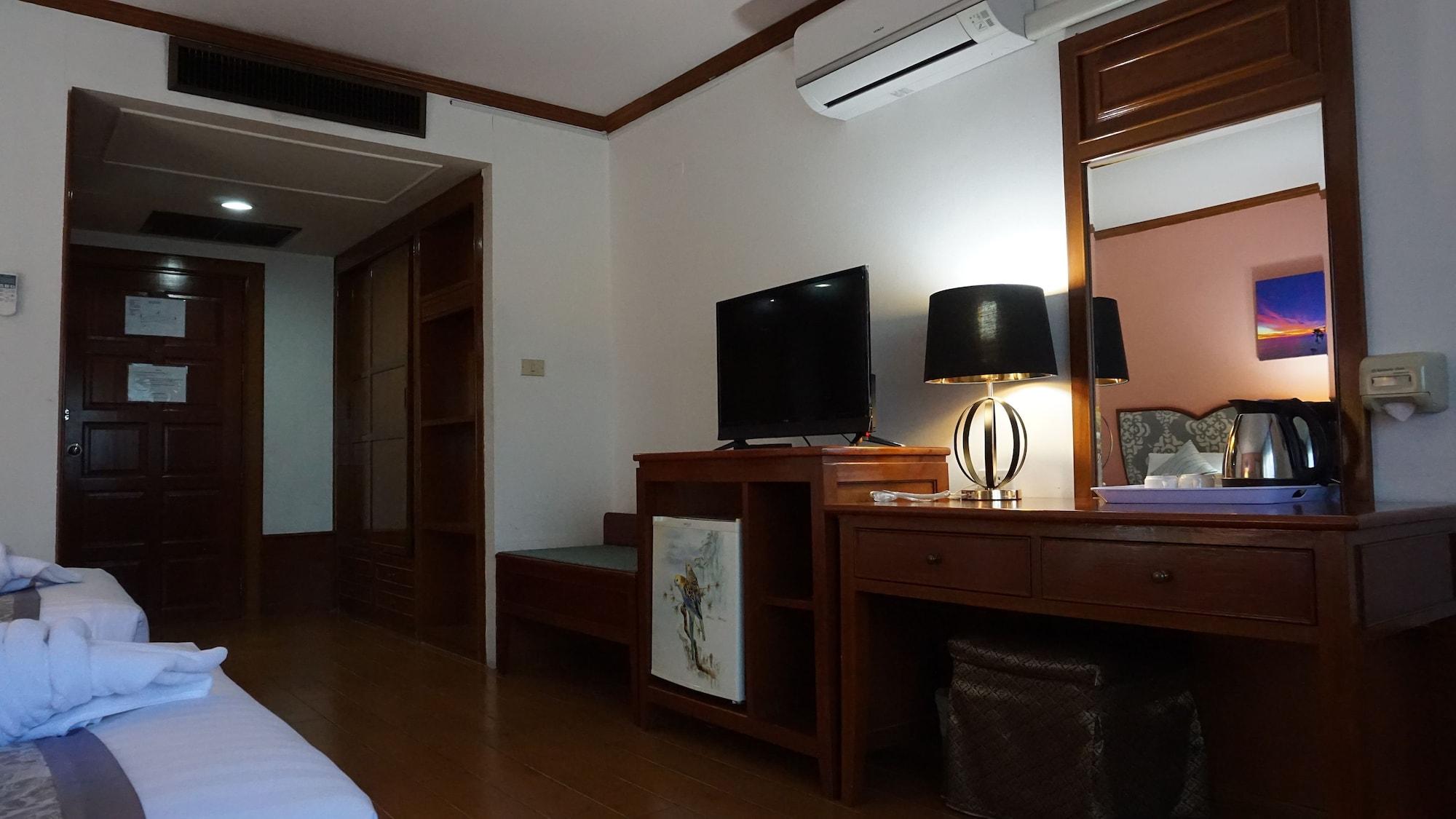 Wattana Park Hotel Trang Ngoại thất bức ảnh