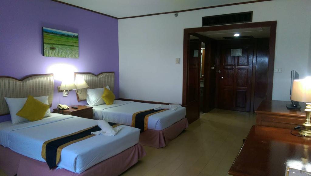 Wattana Park Hotel Trang Ngoại thất bức ảnh