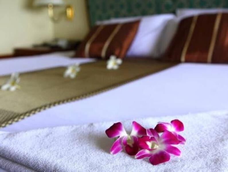 Wattana Park Hotel Trang Ngoại thất bức ảnh